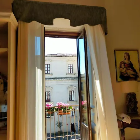Crociferi Bed & Breakfast 3*