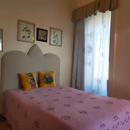 Bed & Breakfast Crociferi 3*